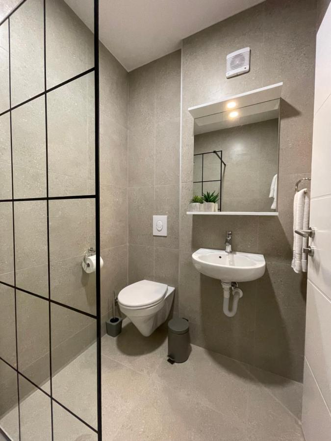 Hotel Legat Kuca Za Odmor Pale Exterior foto